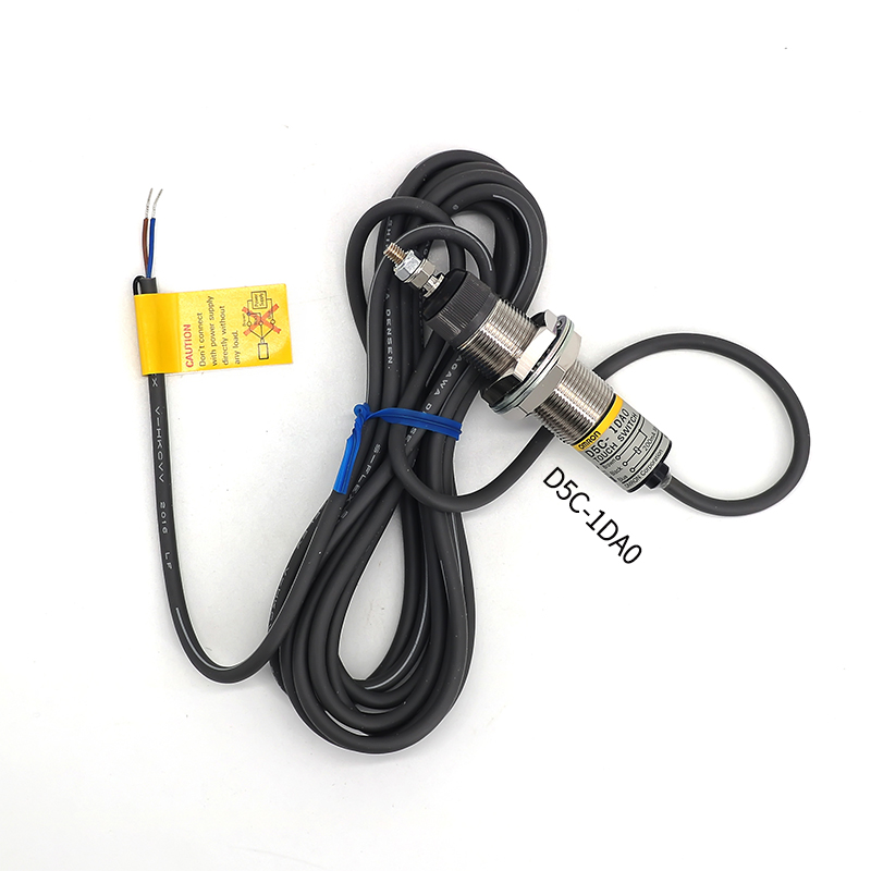 OMRON 欧姆龙 接触开关 D5C-1AS0