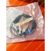 OMRON 欧姆龙 小径型接近传感器 E2E-S04N02-WC-C2 2M OMS