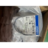 OMRON 欧姆龙 小径型接近传感器 E2E-S05N03-CJ-C1 0.3M OMS