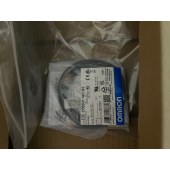 OMRON 欧姆龙 小径型接近传感器 E2E-C05S01-WC-B1 2M OMS