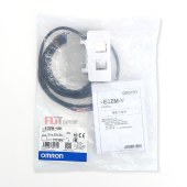 OMRON 欧姆龙 不锈钢外壳小型光电传感器 E3ZM-T66