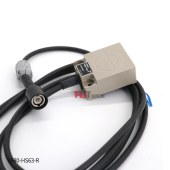 OMRON 欧姆龙 RFID系统 V680S-HMD64-EIP