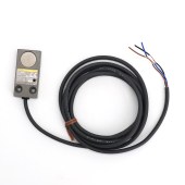 OMRON 欧姆龙 接近传感器 TL-W5F1 2M